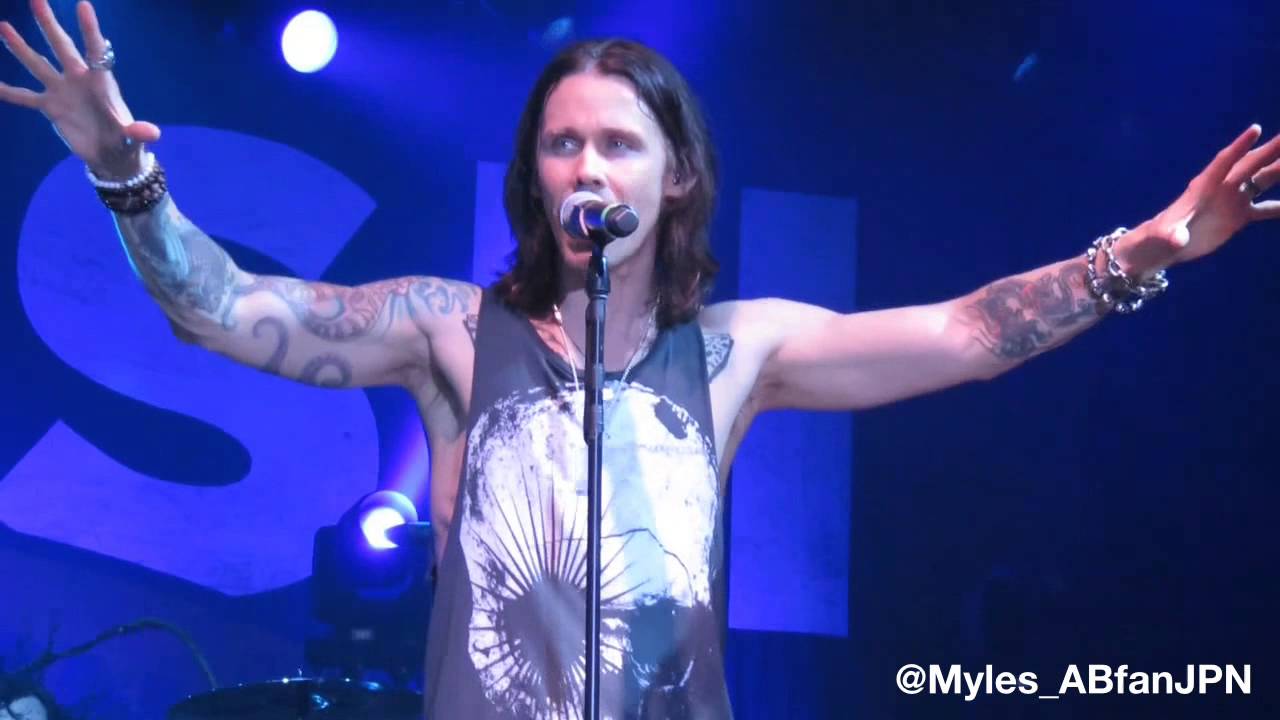 Slash feat. Myles Kennedy & the Conspirators - Bad Rain - Prague 19th Nov 2015