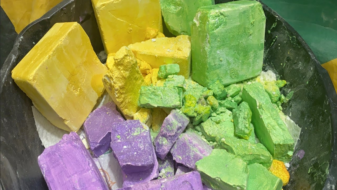 8 blocks of Chalkness monster gym chalk crumble • Colorful • Asmr