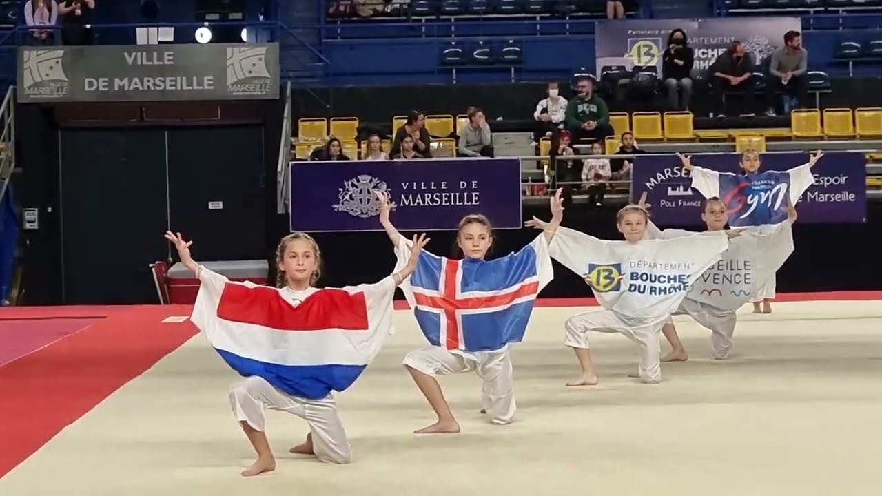 Elite Gym Massilia - Danse des drapeaux 2021 (répétition)