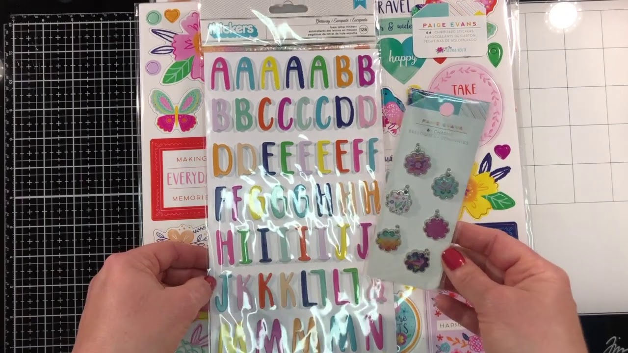 Unboxing Kitaholics Kit October 2020