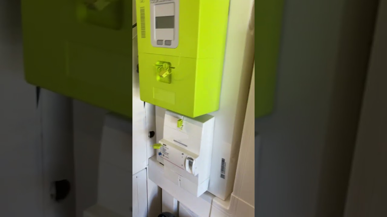 1-SOFAR ME15KTL EPS mode connexion micro-onduleurs sur la sortie LOAD