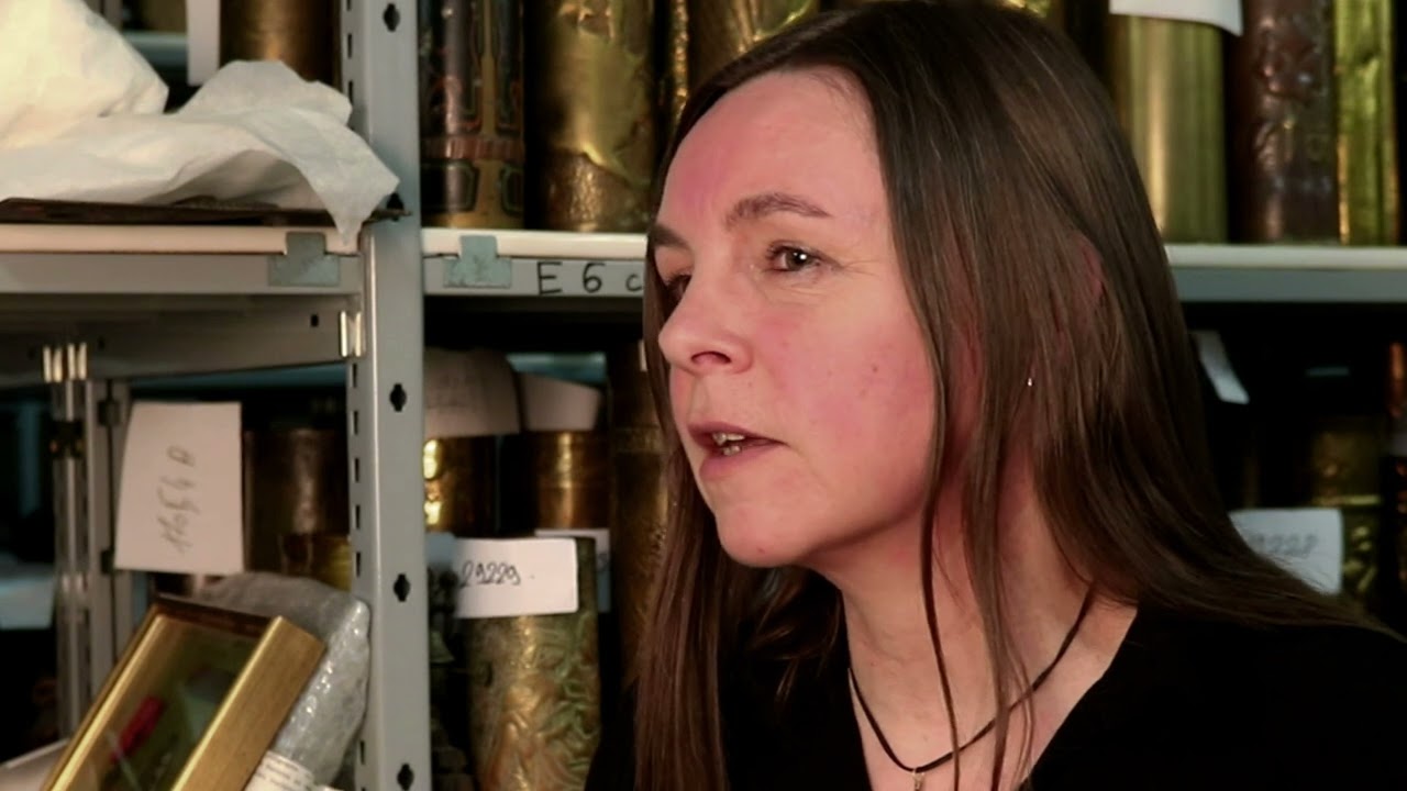 Les coulisses de l'Historial | Chargée de valorisation des collections