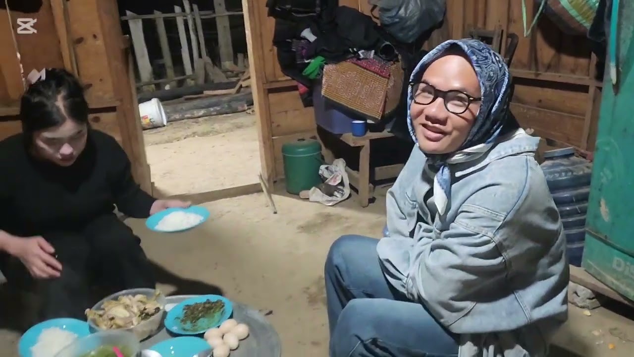 Nkaujiab wb yuav mus tsev os xoos thiab choj tuaj saib wb