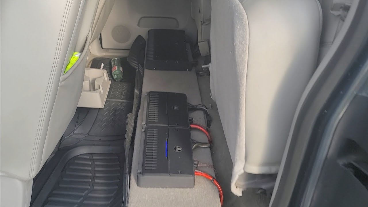2 Kicker L7 15s Powered By JL Audio 1200/1v3