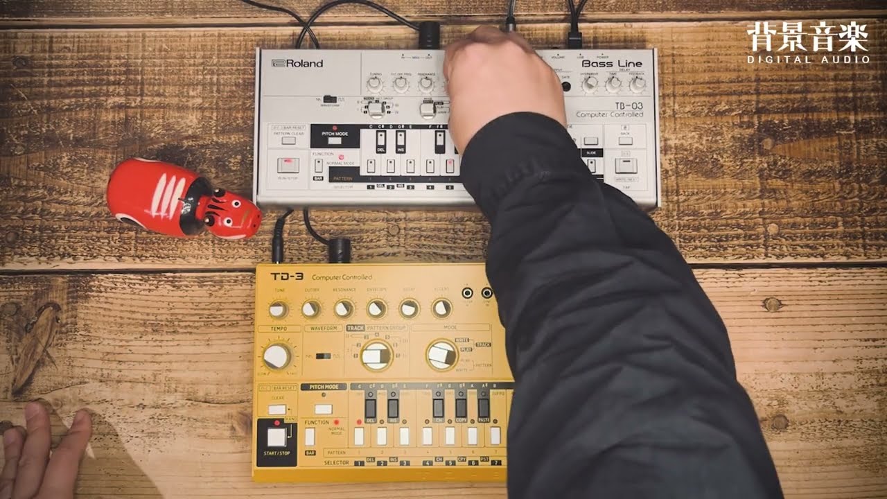 Roland TB-03, Behringer TD-3 / 2 Bassline