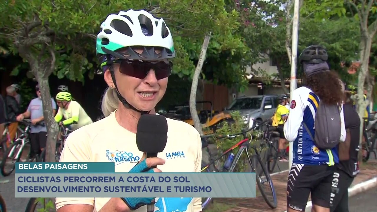 Grupo de ciclo turismo percorre a Costa do Sol