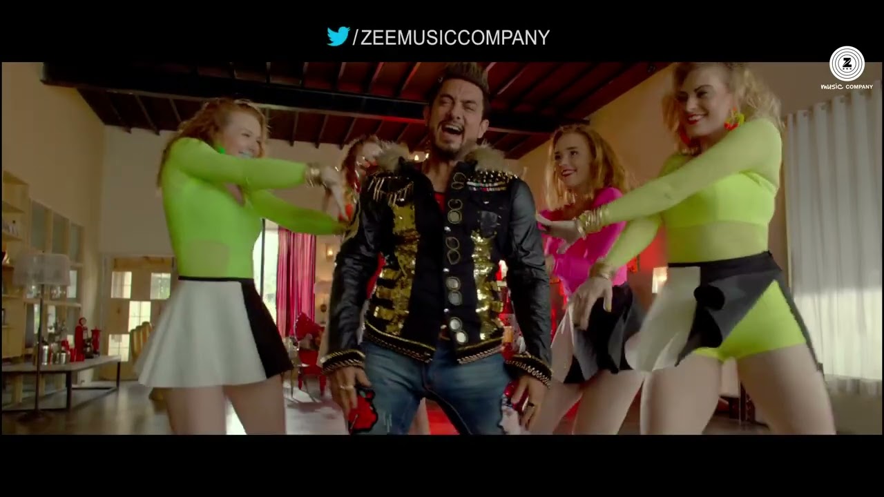 Sexy Baliye   Aamir Khan   Zaira Wasim   Amit Trivedi   Mika Singh   Kausar