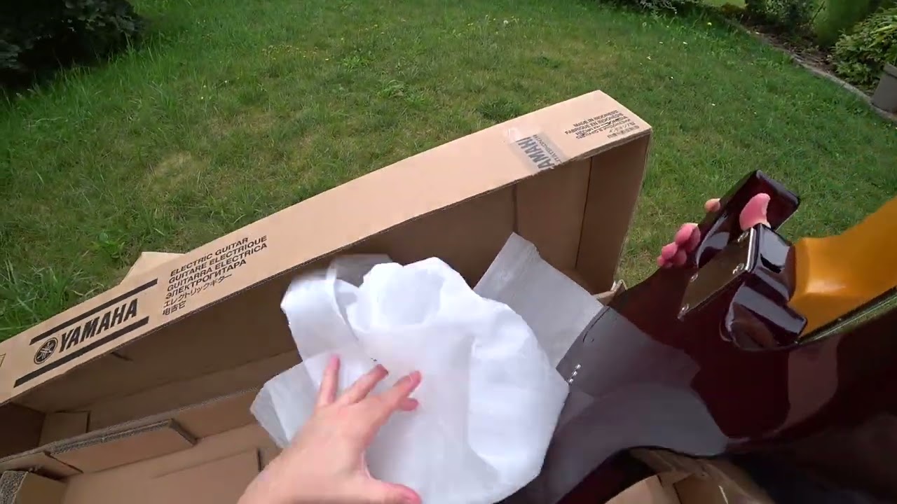 tgc - #1500 Unboxing of Yamaha Pacifica 611HFM RTB
