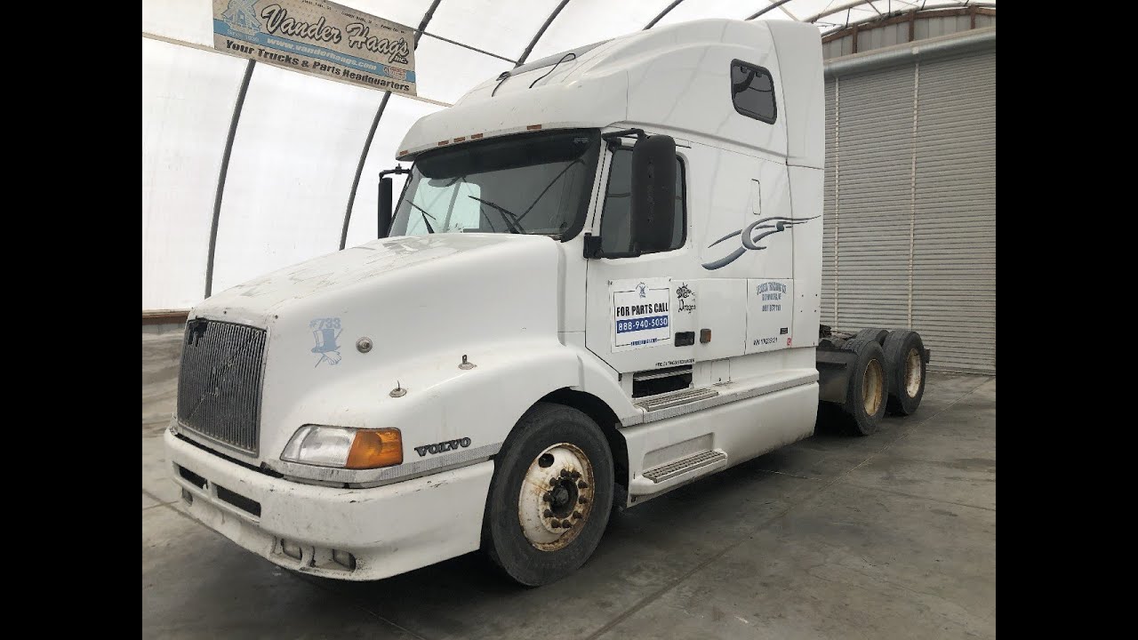 2000 Volvo VNL - Parts Unit 00VV137