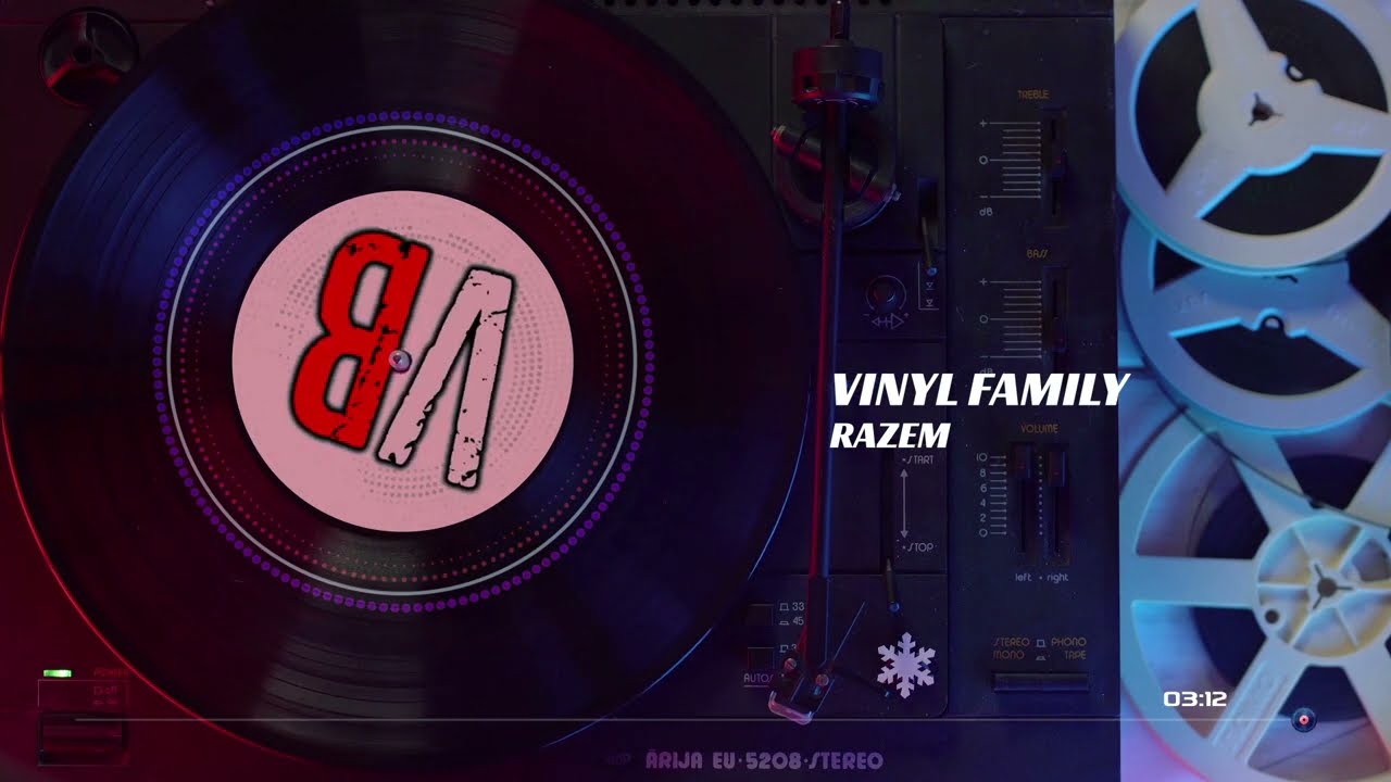 Vinyl Family (RobsonE, El_Mayo, Sopelo, Johny Alien, Blejz, Papier, ByRadecki) - Razem prod. RGBW