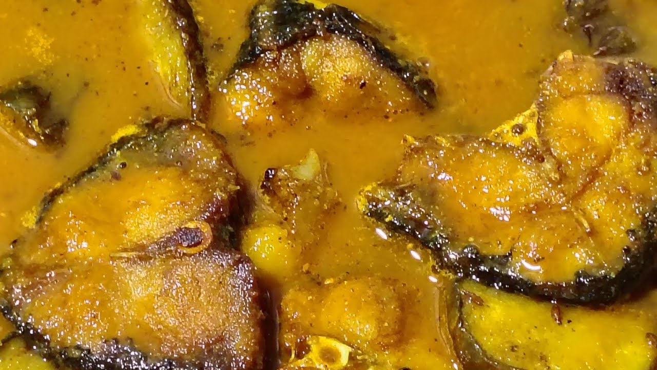 Rui fish curry with vegetable recipe /indian fish recipe in Bengali style 