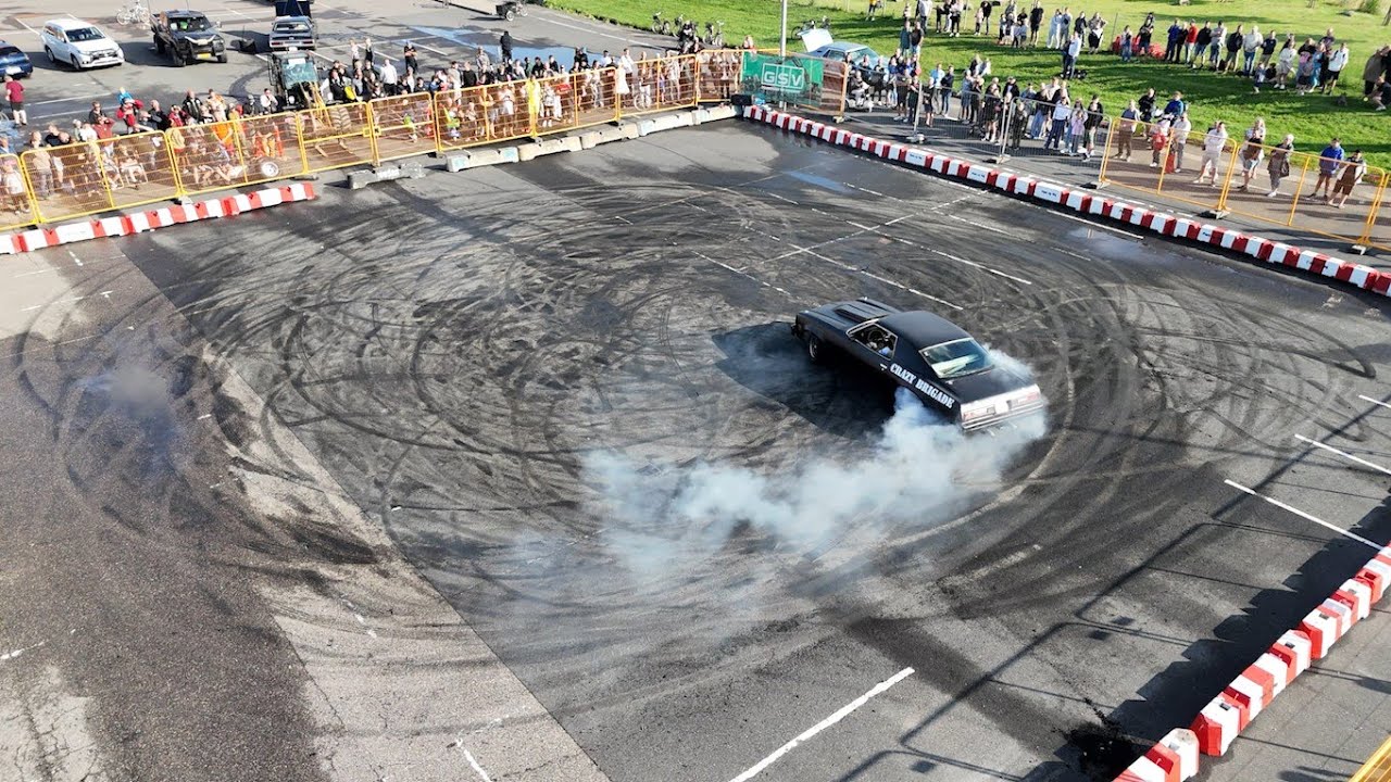 Powerboats, European Street Market, Musik, Amerikaner biler og Burnouts