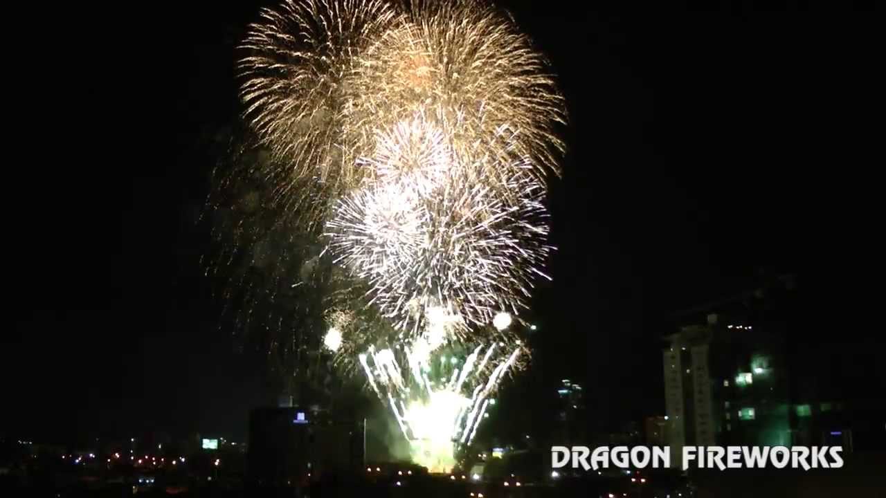 2014 Sinulog Symphony of Fire Pyromusical at the Ayala Center, Cebu City