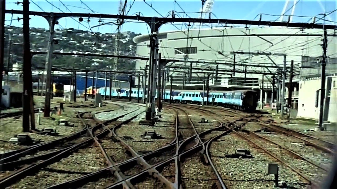 Ganz emu cab ride Porirua - Wellington from the back of the train