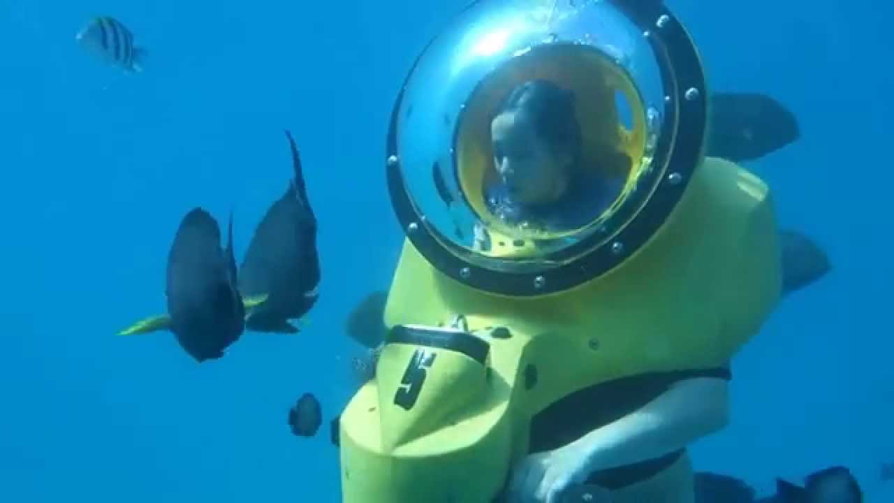 Underwater scooter adventure in Hawaii (HD)