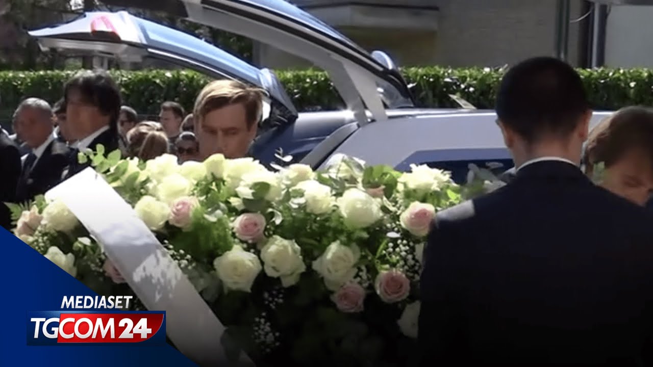 Famiglia travolta in Cadore, i funerali delle tre vittime
