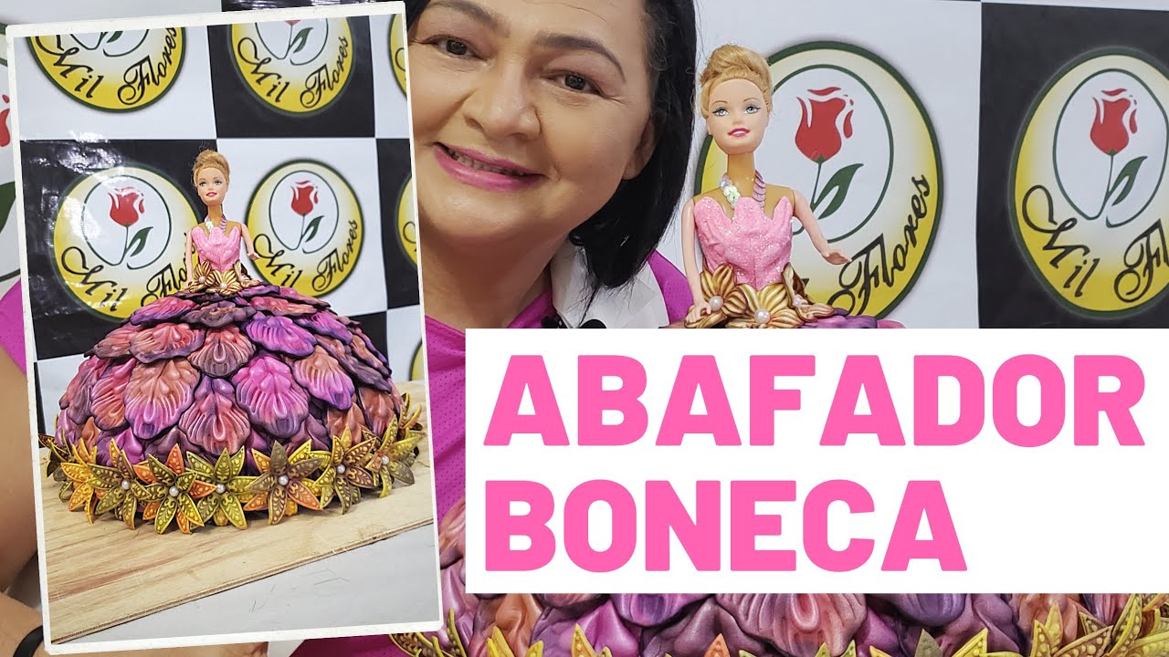 ABAFADOR BONECA COM PÉTALAS DE FLORES EM E.V.A