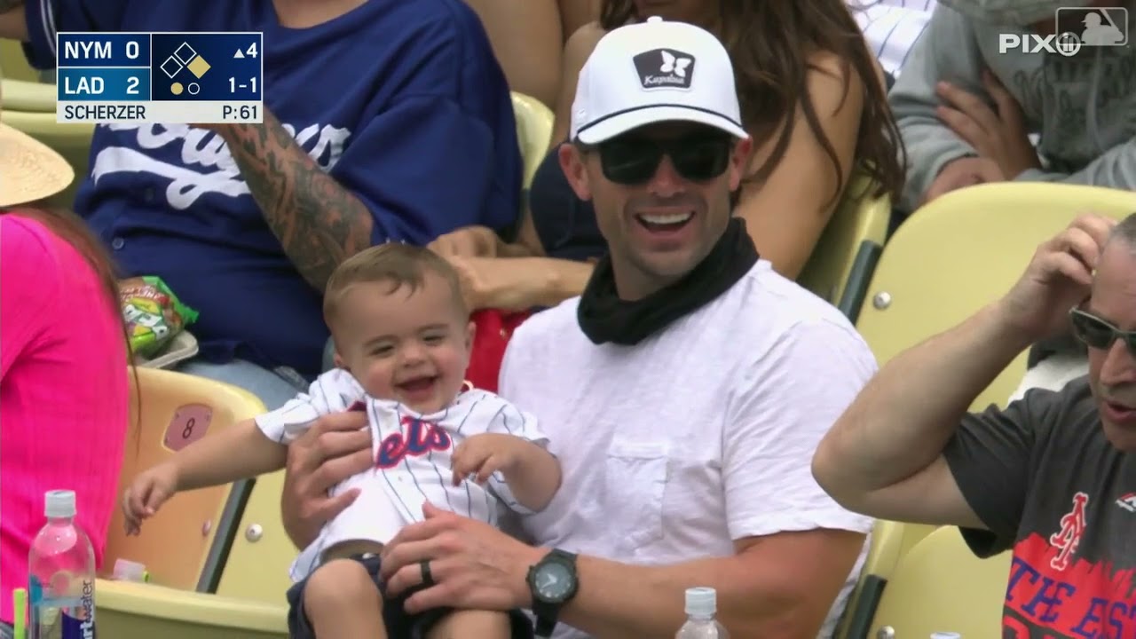 David Wright Spotted in Stands