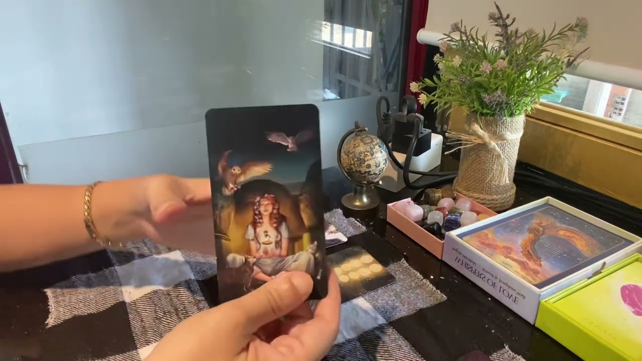 TRÁI TIM AI ..? ĐANG BƠ VƠ NHỚ BẠN ?