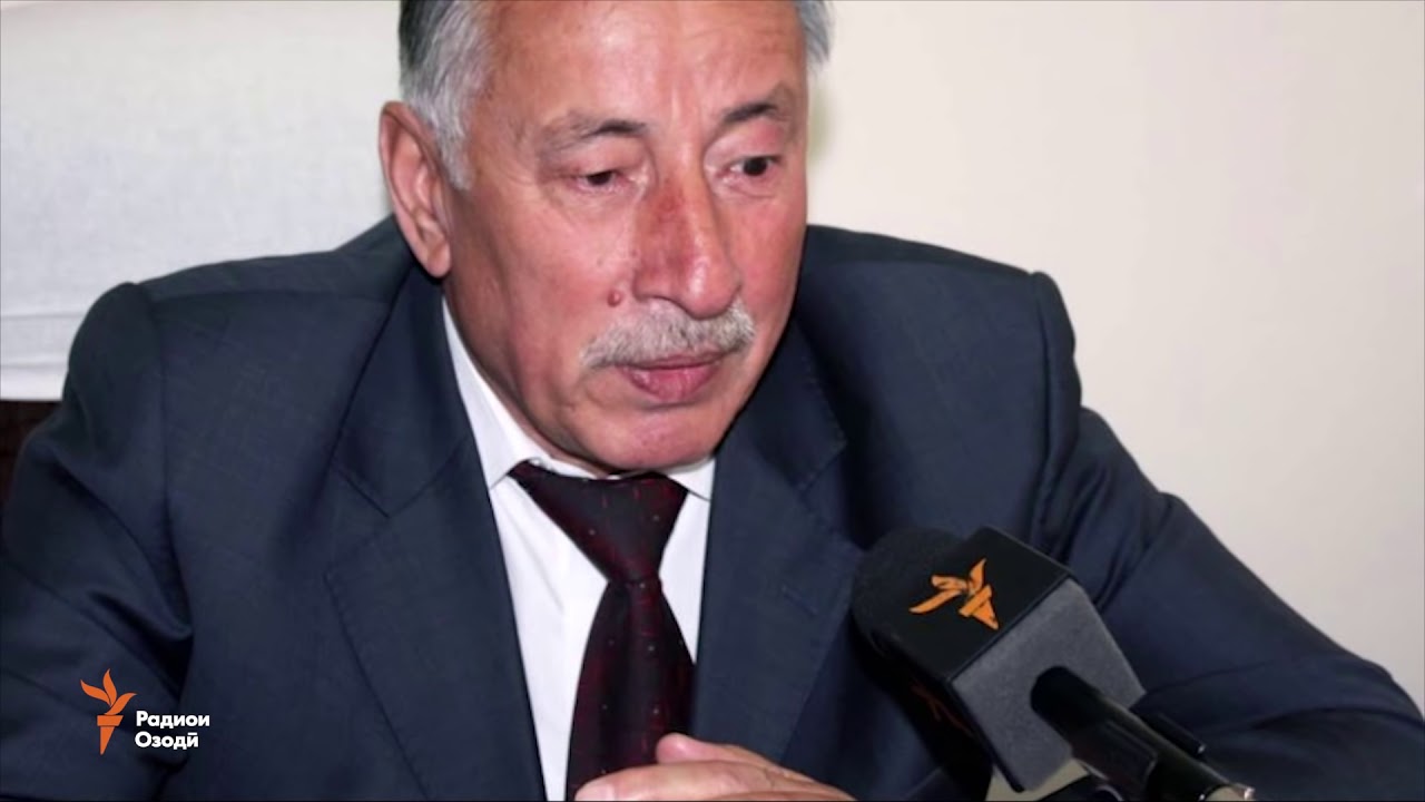 Писари Саидамир Зуҳуров: 