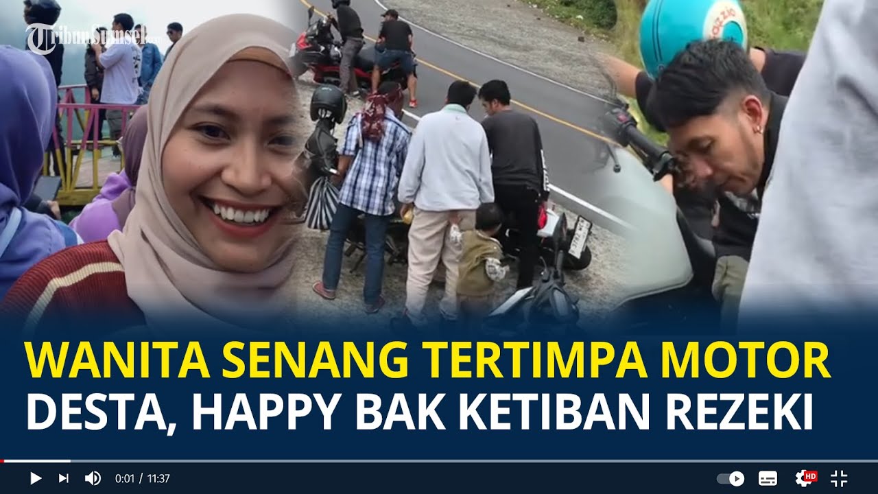 Viral Wanita Senang Tertimpa Motor Desta di Lombok, Happy Bak Ketiban Rezeki