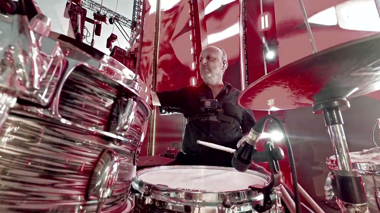 Behsat Boran @SimgeSagnofficial  & Öpücem ''Drum Cam''