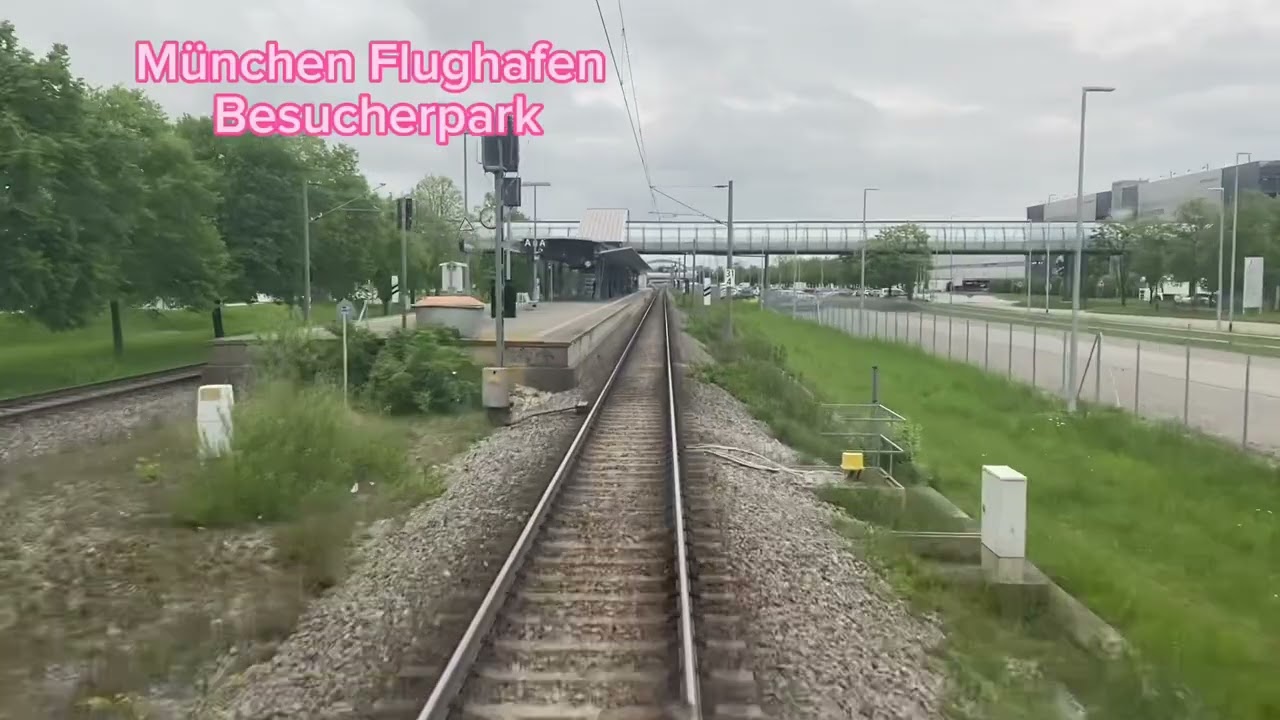 RE22 München Flughafen Einfahrt zum Terminal Bahnhof