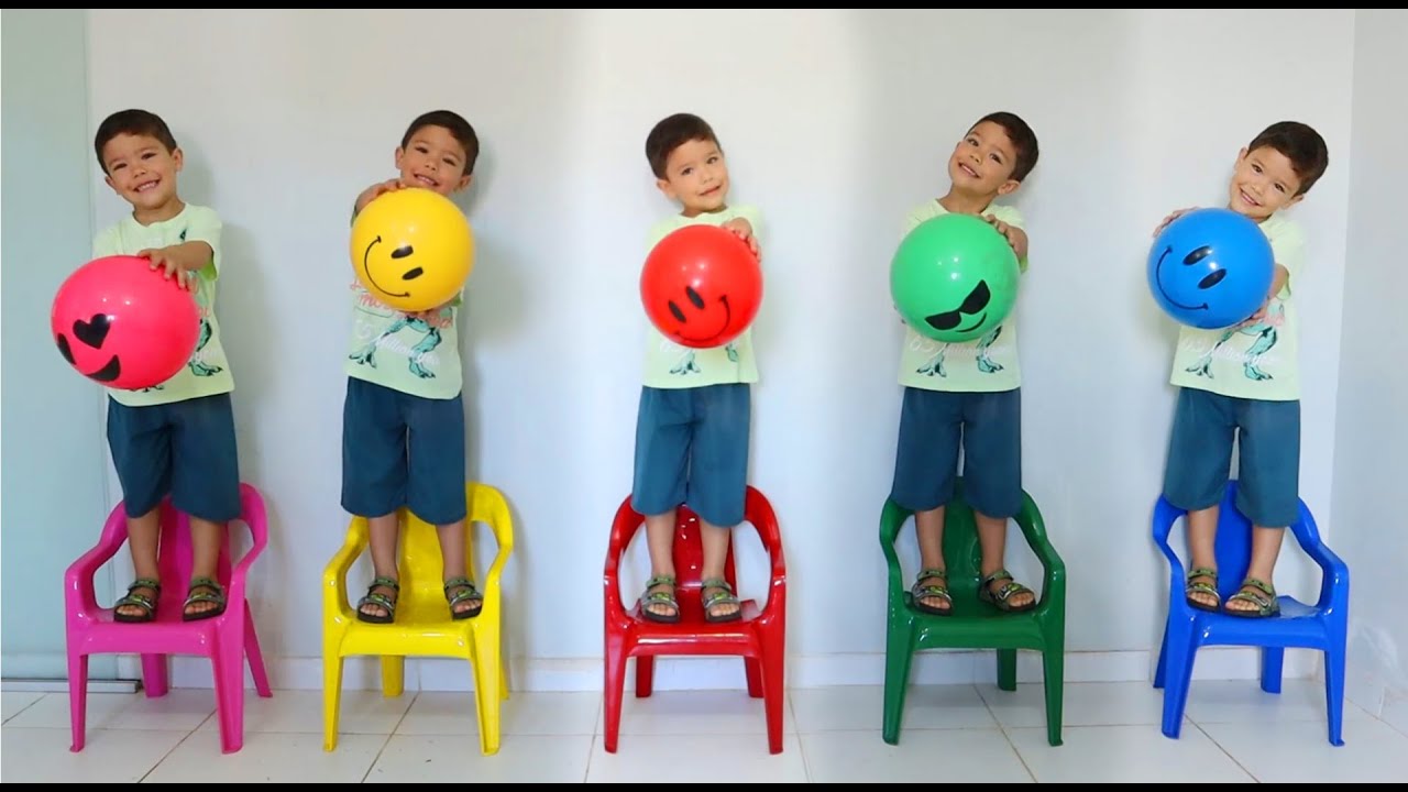 Música Cinco Bebêzinhos | Chanson Cinq petits singes | Comptines Et Chansons | À Bébé Chanson