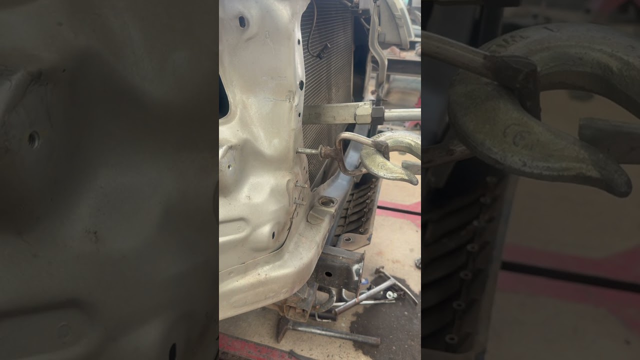 ดึงชุดแผงหน้า #carrepair #welding #car #mechanic
