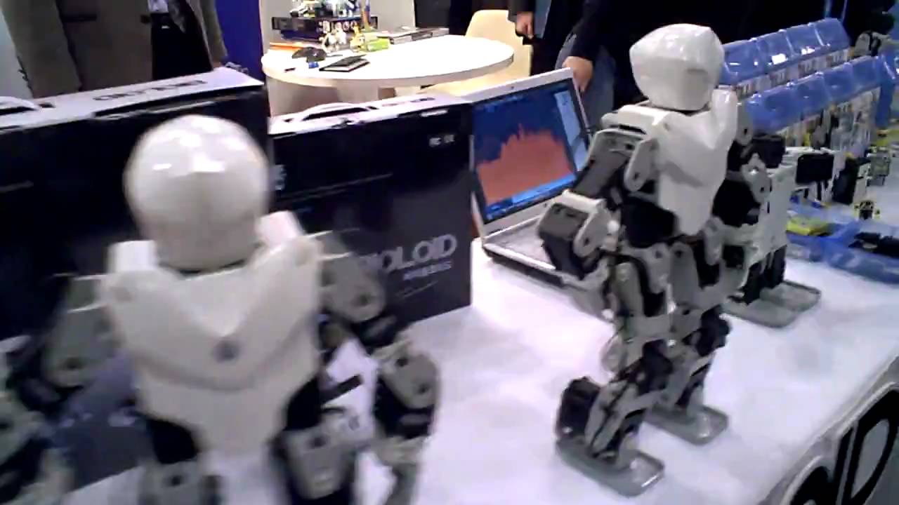 Toy Fair 2009: Hands-On With Bioloid's Dancing Humanoid Robot