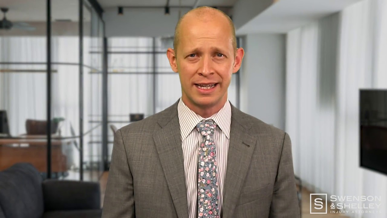 What&rsquo;s the difference between an insurance agent and an insurance adjuster?