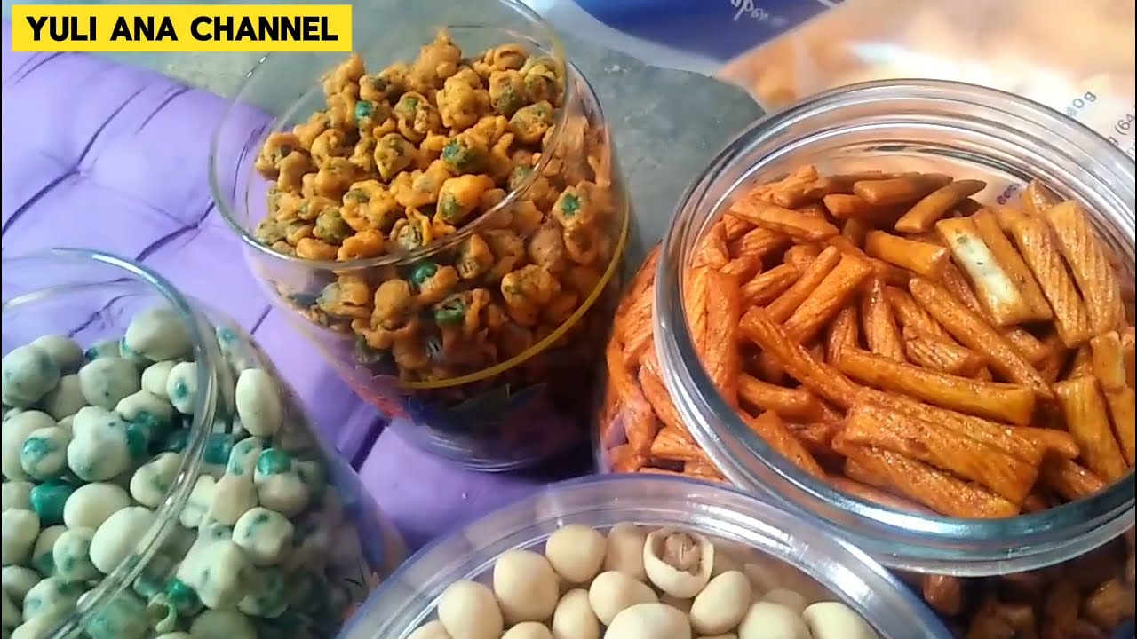 Di Buang Sayang// Menata jajanan Lebaran ke Dalam Toples