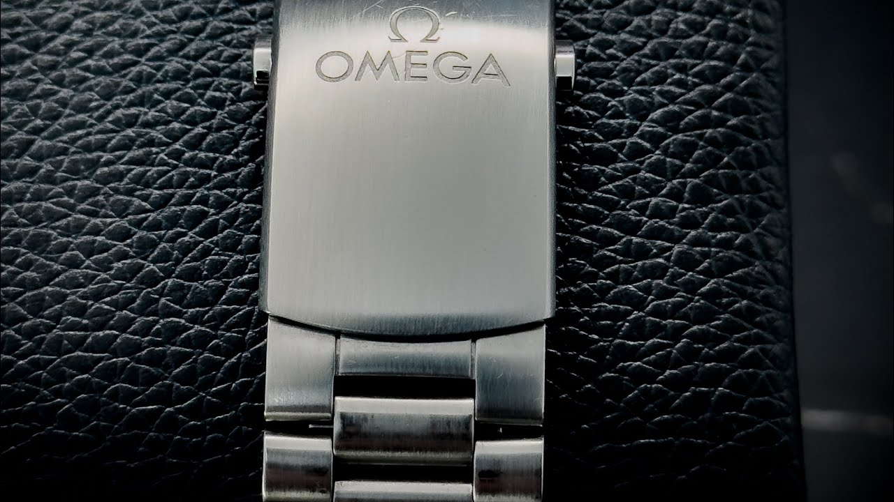 How to add or remove links on a watch bracelet  Omega Seamaster Planet Ocean
