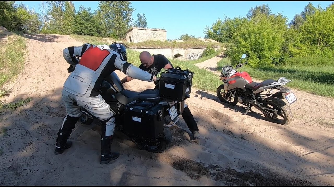 BMW G 310 GS kontra R 1250 GS Adventure, czyli starcie Dawida z Goliatem serii GS  [TEST]