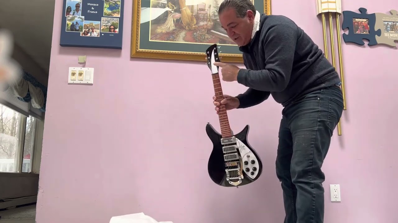 Chinese Rickenbacker ￼ fresh in open
