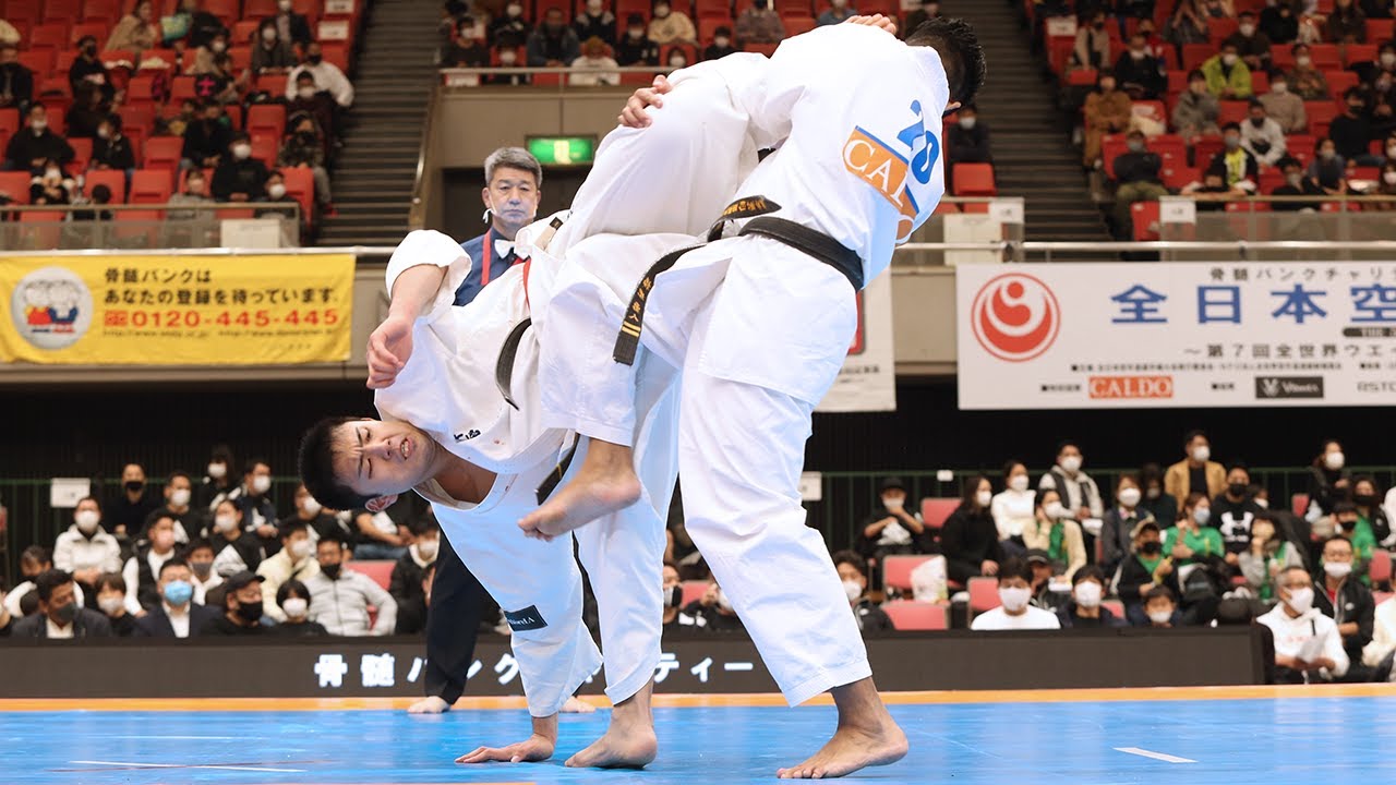 【新極真会】第53回全日本大会　男子３回戦　岡田vs福地　SHINKYOKUSHINKAI KARATE