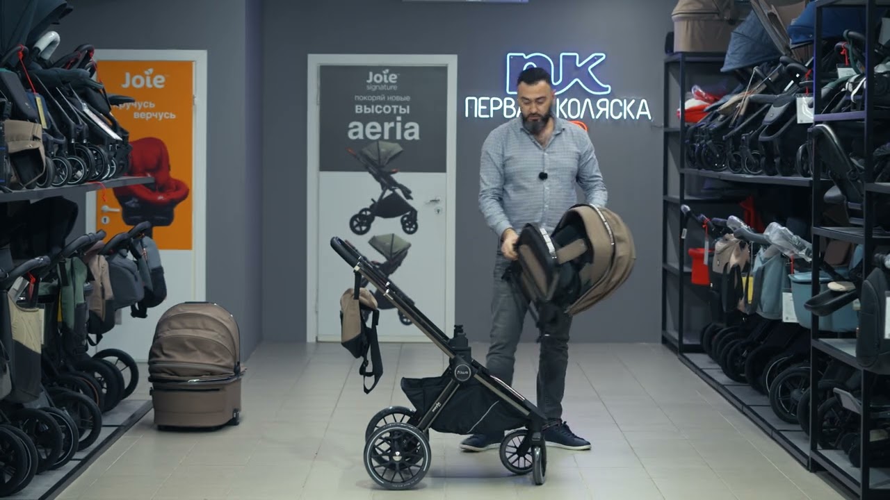 Стильная и функциональная коляска Pituso Mayla