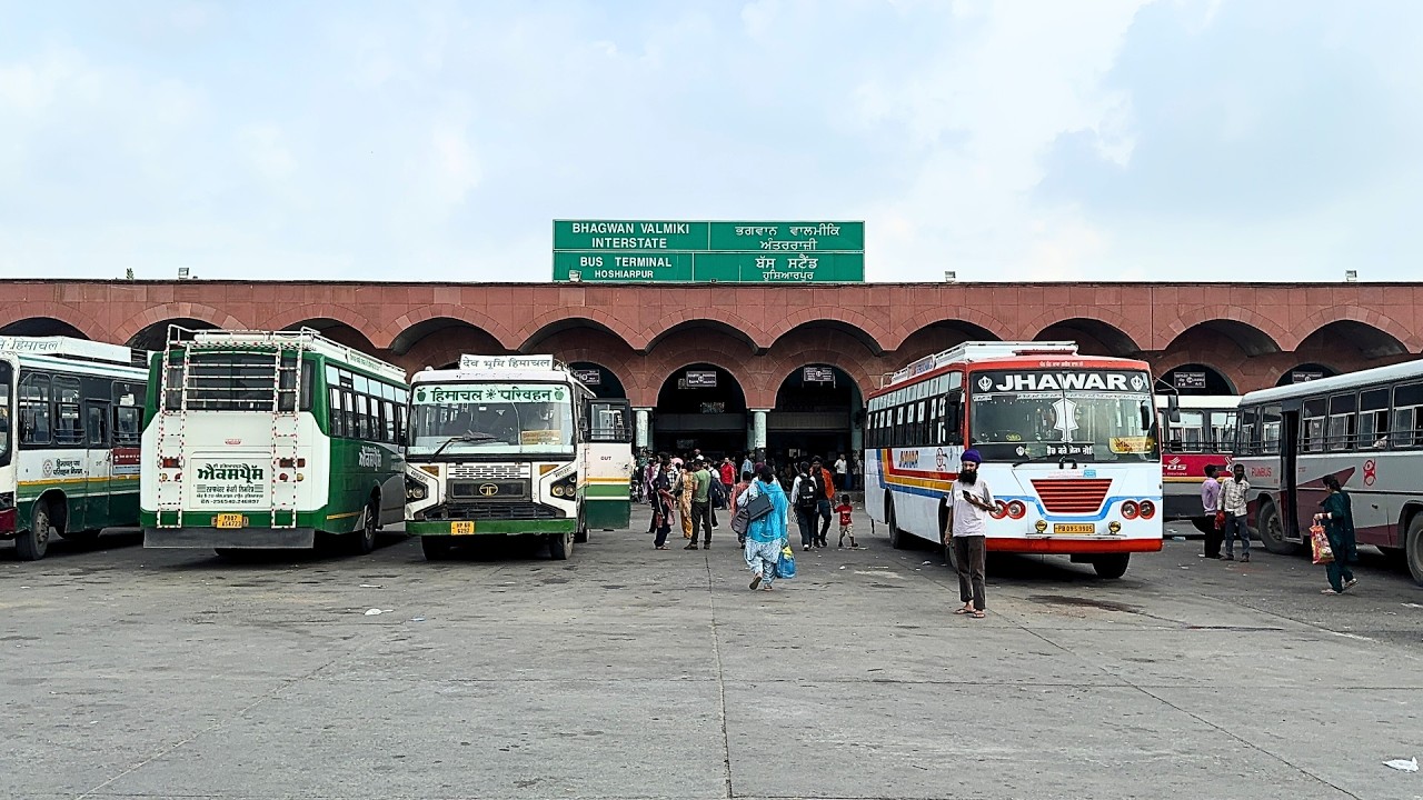 A Full Overview Of Hoshiarpur Bus Stand.!