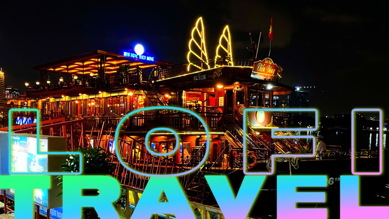 $25 Saigon River Dinner Cruise on the Oriental Pearl