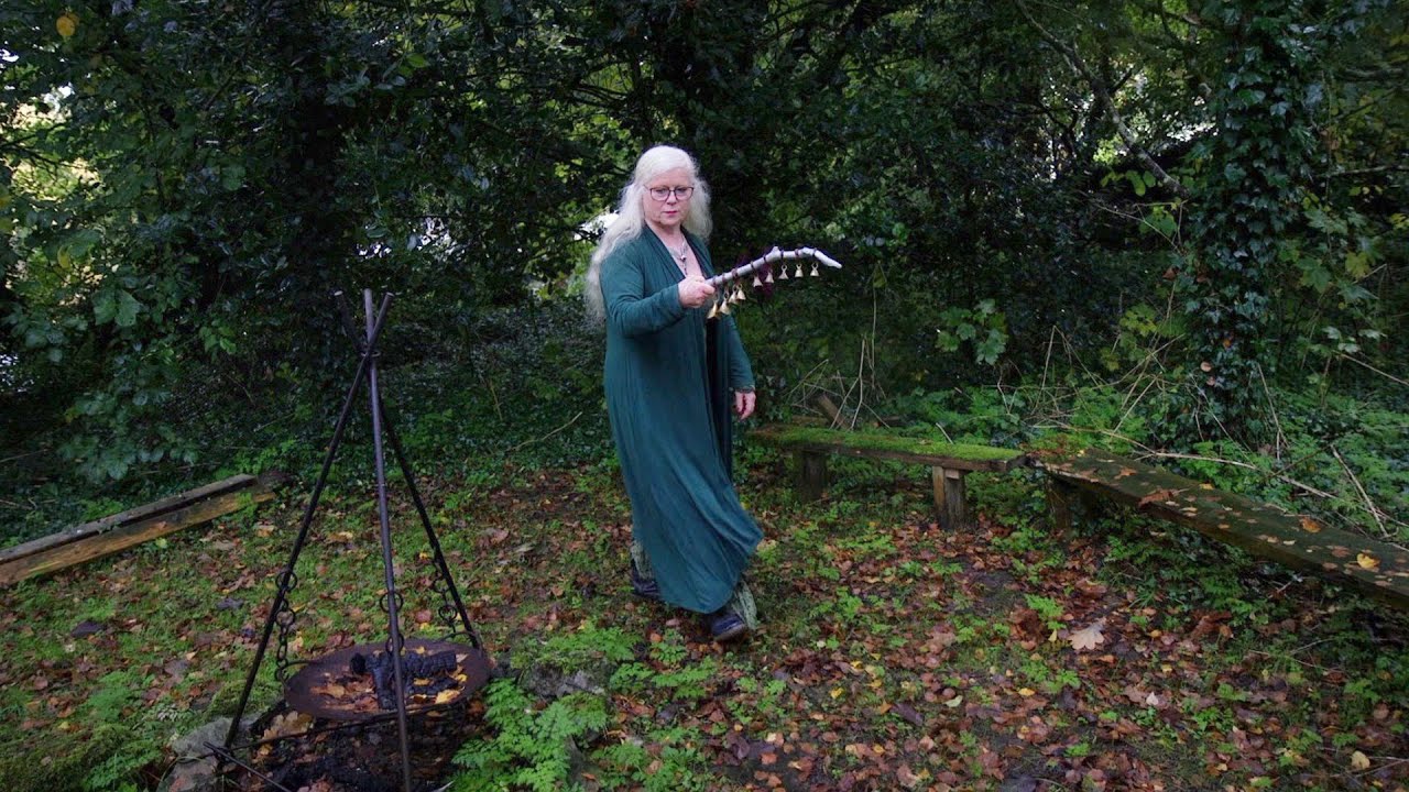 Druid Eimear Burke - &lsquo;We&rsquo;ve no dogma, no sins, no commandments&rsquo;