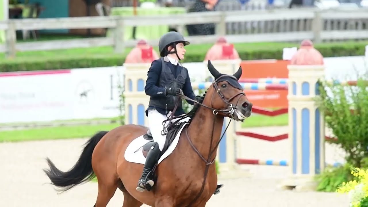 Grace Allen and Enya EMS Van De Padenborre Z