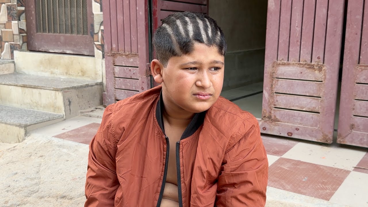 Ye kaisa haircut karwa lia