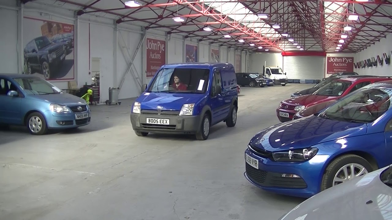 Marchington   Lot 118   Ford Transit Connect   BD05 EEX