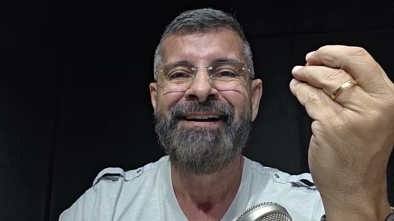 De nada vai adiantar a sua luta e a sua vontade de ser feliz se o ambiente que você vive tá poluído.
