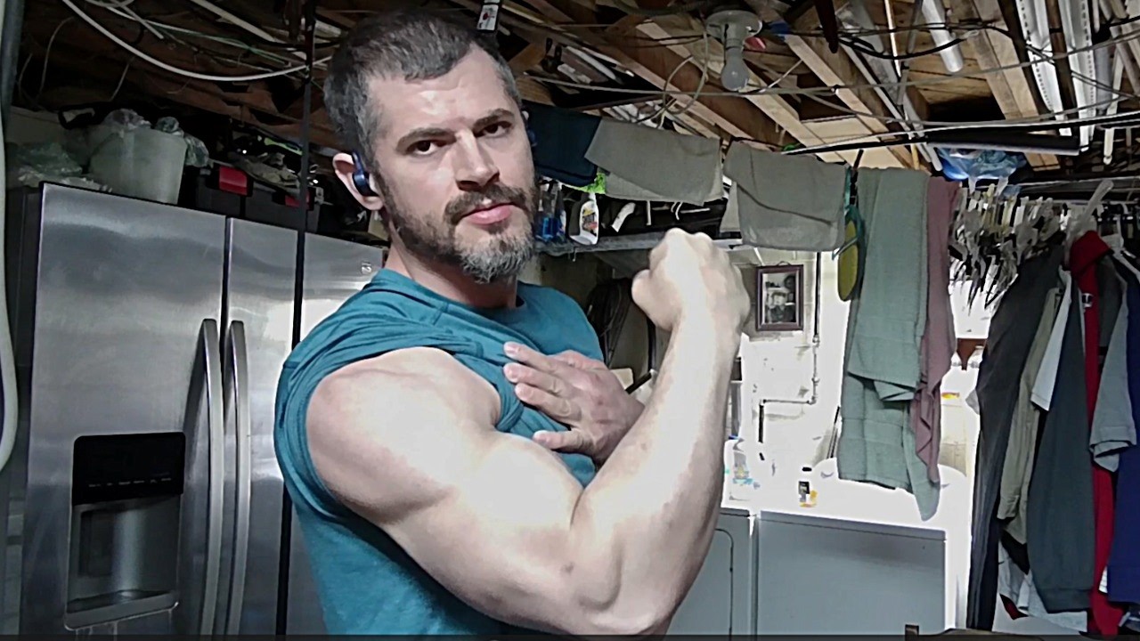 Day 158, 10-Day DELOAD Phase: #pushday (chest, shoulders, triceps, core) - 02/02/26