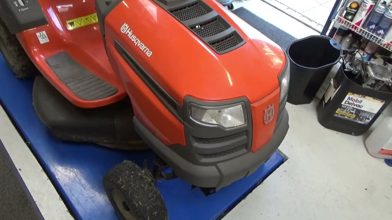 Husqvarna havetraktor som har stået stille meget længe - del 1