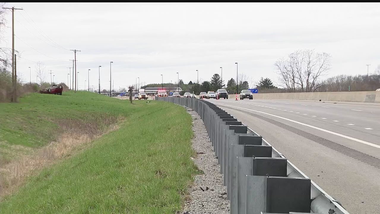 Man who stole, crashed police cruiser on turnpike has died: Troopers