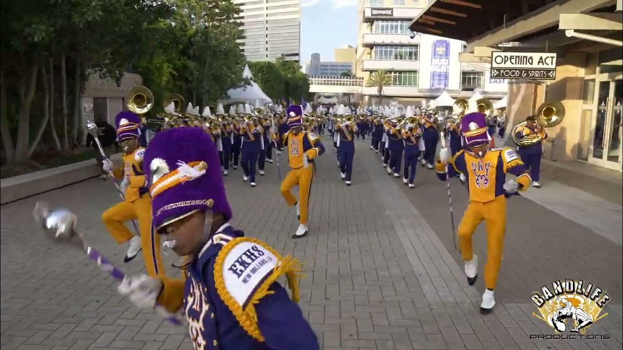 Edna Karr 