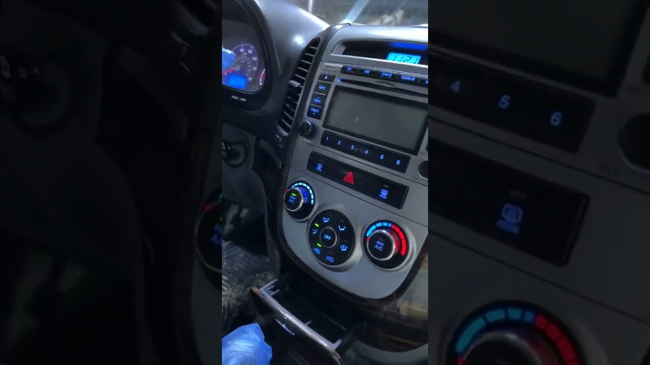 2022/5/2. سنتافي 2010 رقم أنبار، السعر 135 ورقة. 07800051321