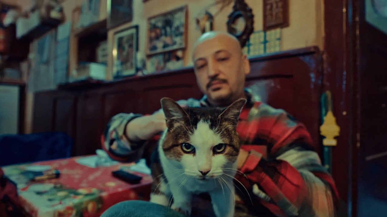 Keri & Ghismo feat. Nimeni Altu' - Omul simplu (Videoclip oficial)